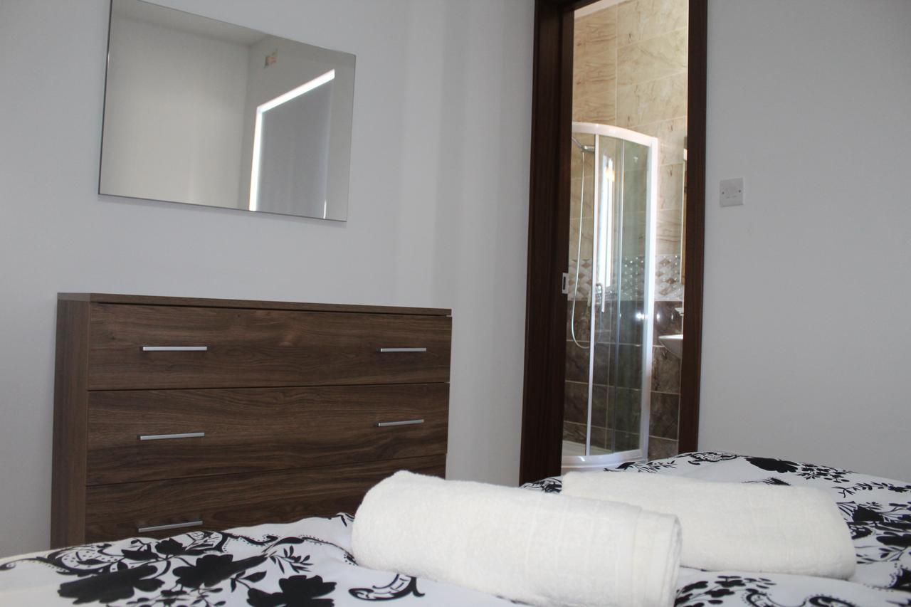 Centre Point Daire Msida Dış mekan fotoğraf